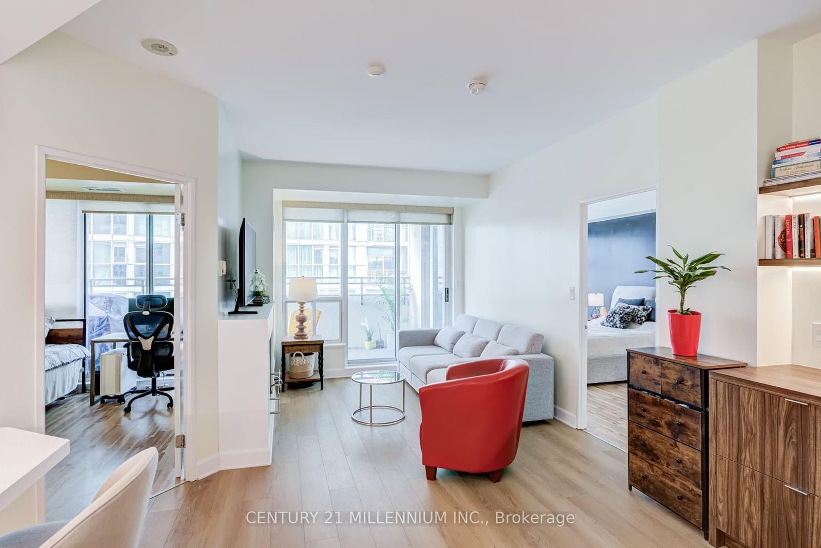 88 Palace Pier Court, Unit 506 - Image 6