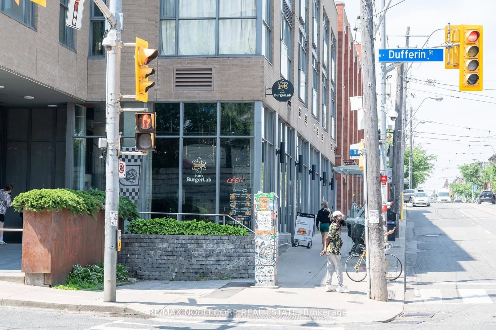 1205 Queen Street W - Image 3