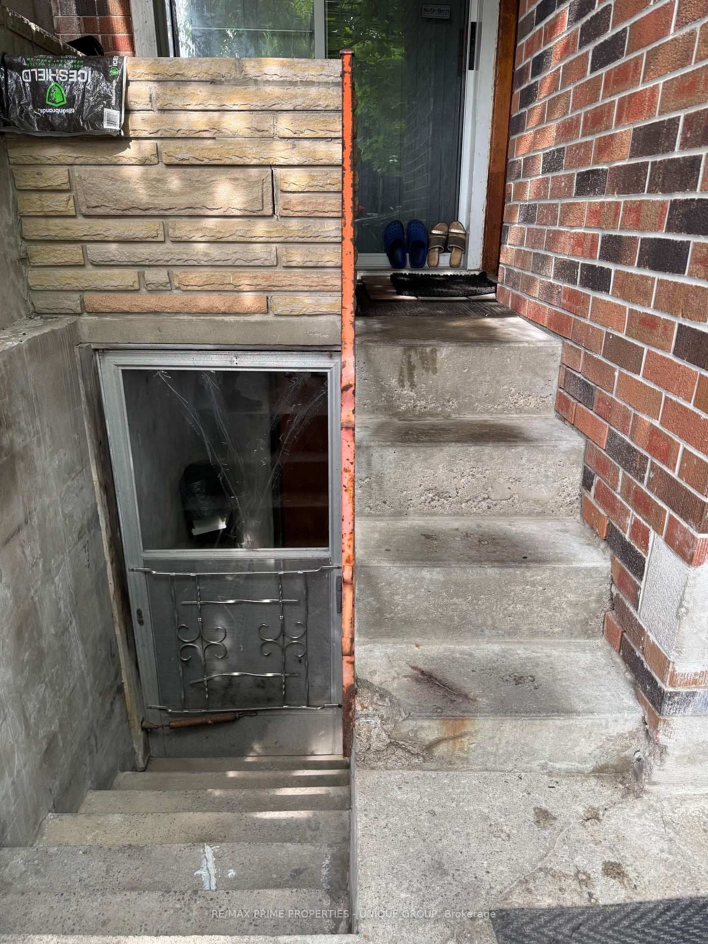 2330 Dufferin Street - Image 4