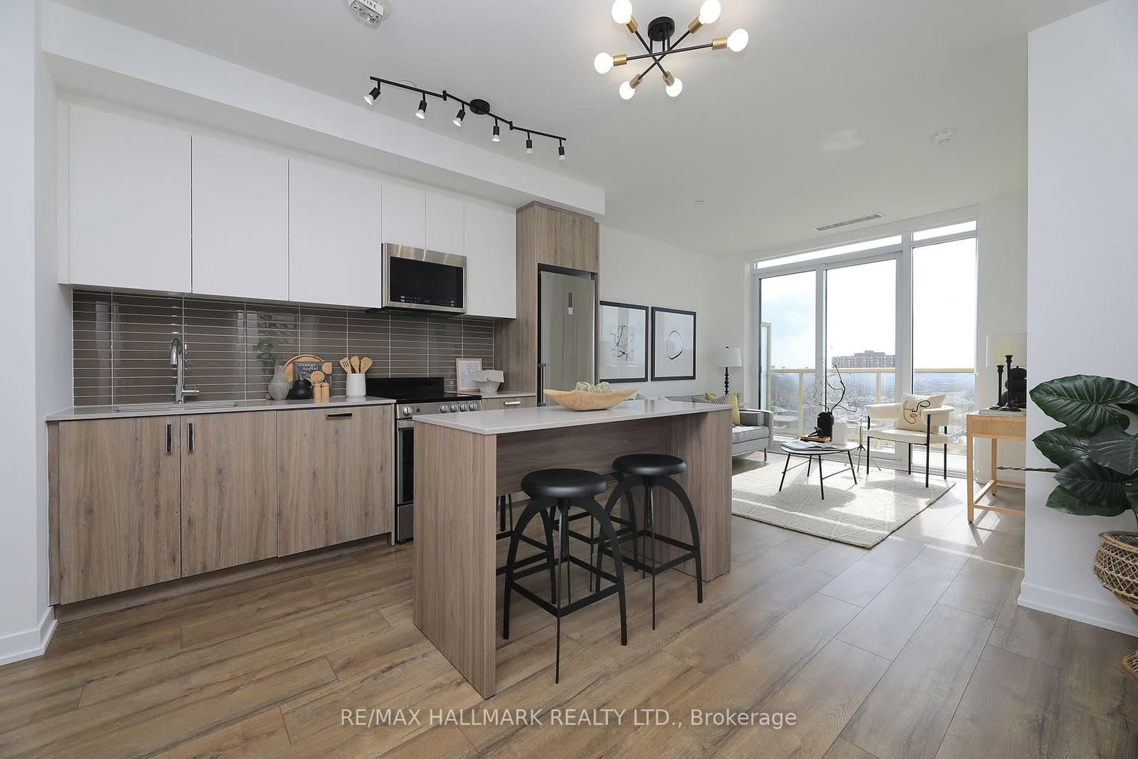 1787 St. Clair Avenue W, Unit 1111 - Image 1