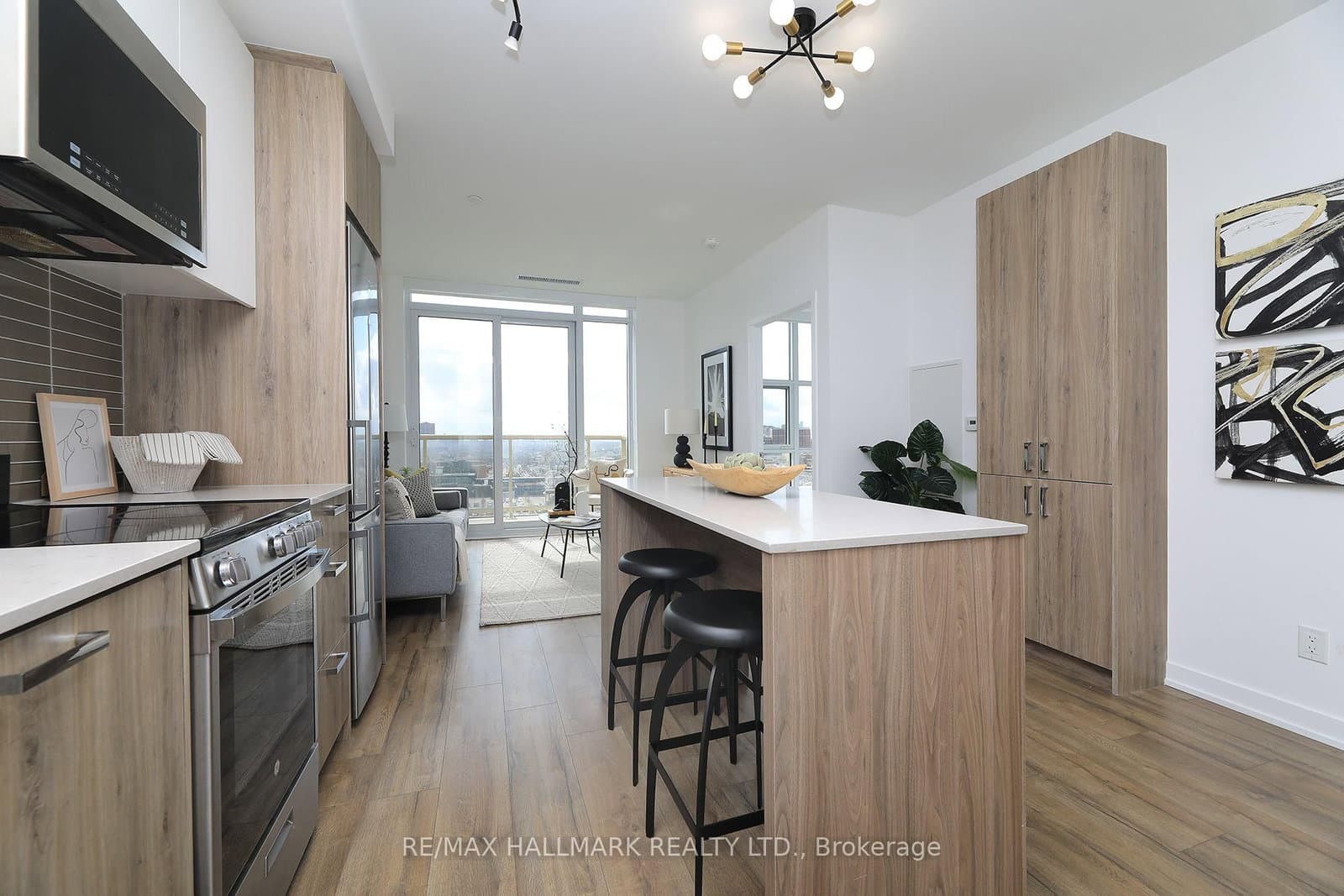 1787 St. Clair Avenue W, Unit 1111 - Image 2
