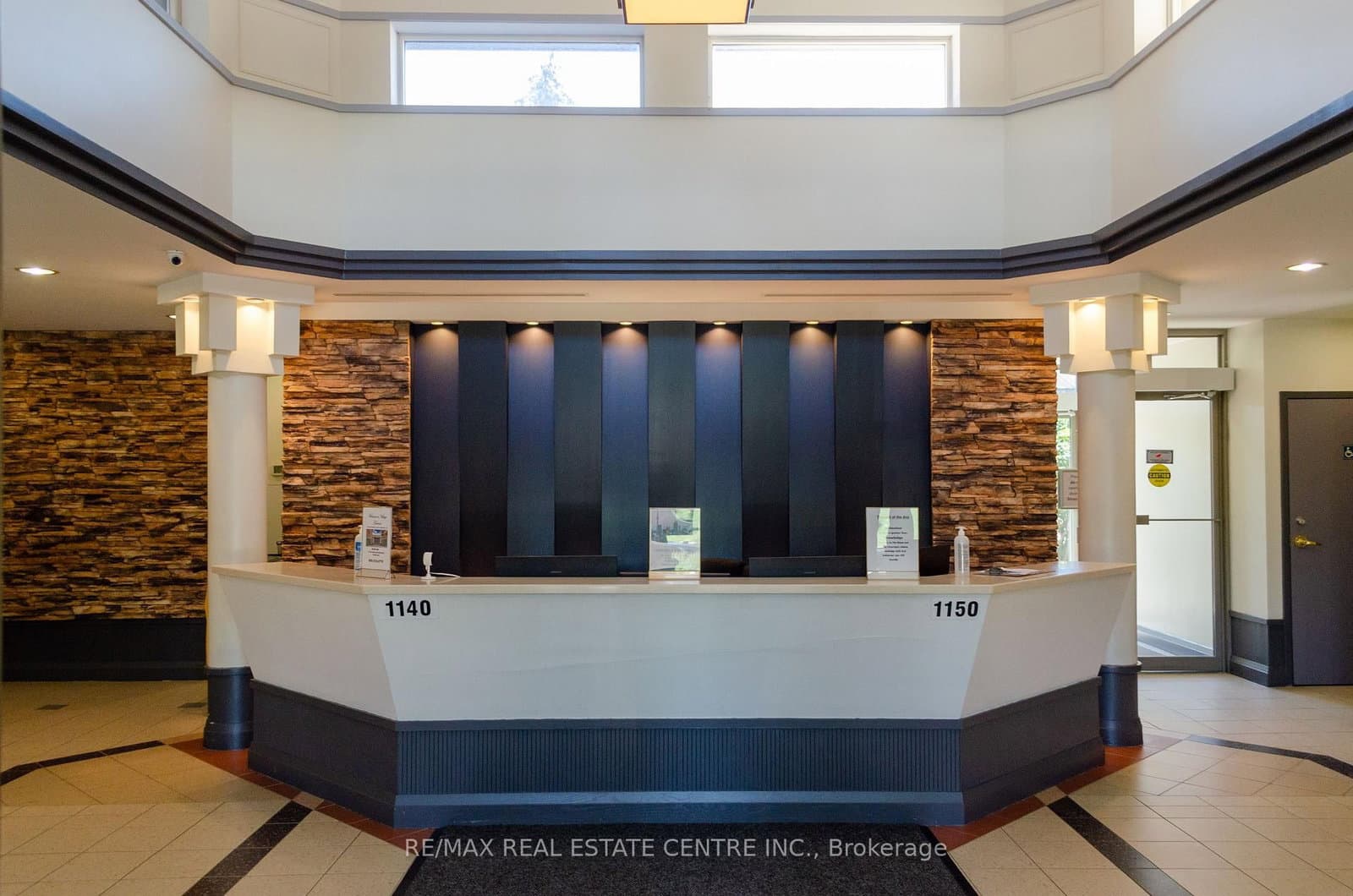 1140 parkwest Place, Unit 302 - Image 4