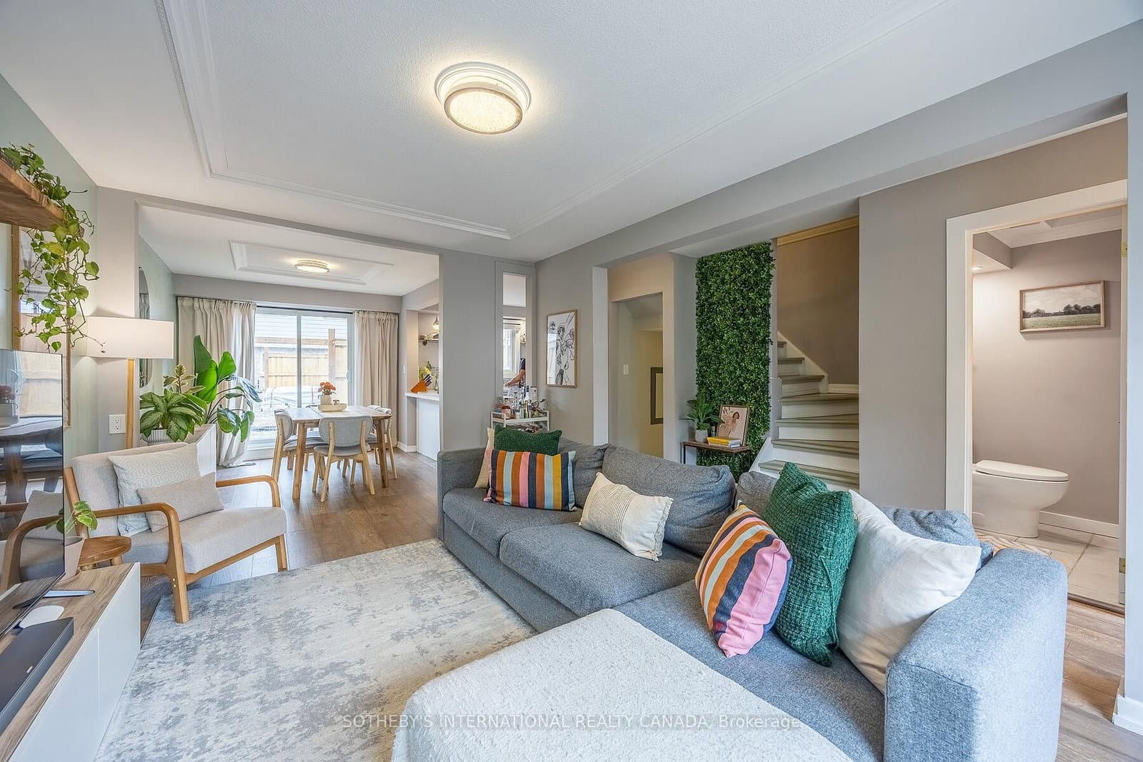 5475 Lakeshore Road, Unit 113 - Image 4