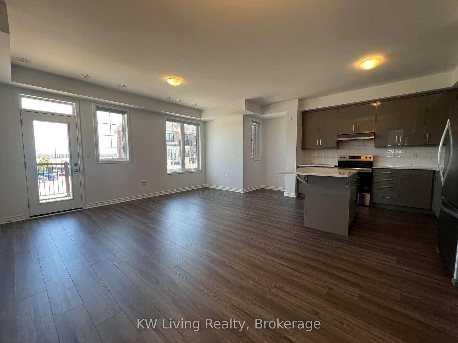 22 Elantra Drive - Image 6
