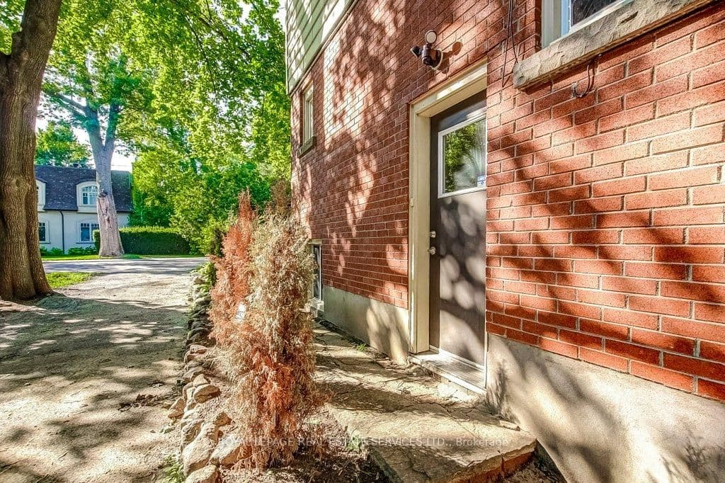 302 Maple Avenue, Unit Lower Level 1 - Image 4