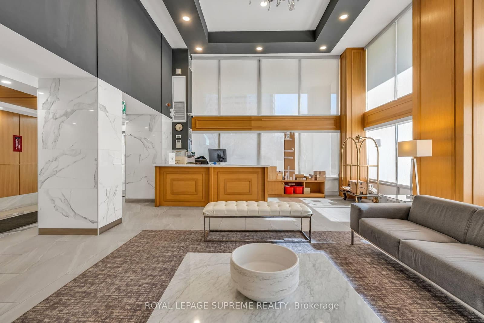 3590 Kaneff Crescent, Unit 1907 - Image 4