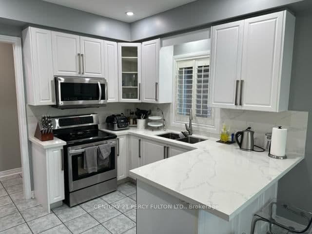 5 Hillpath Crescent - Image 4