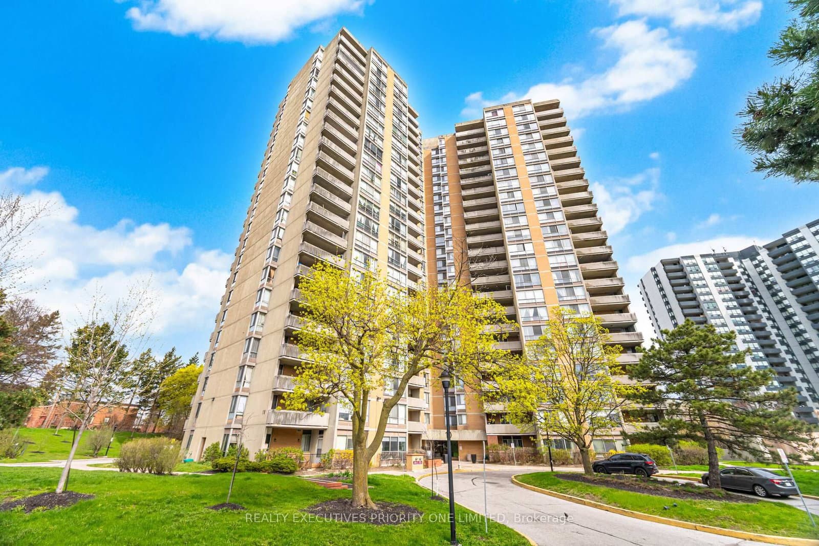 10 Martha Eaton Way, Unit 1013 - Image 2