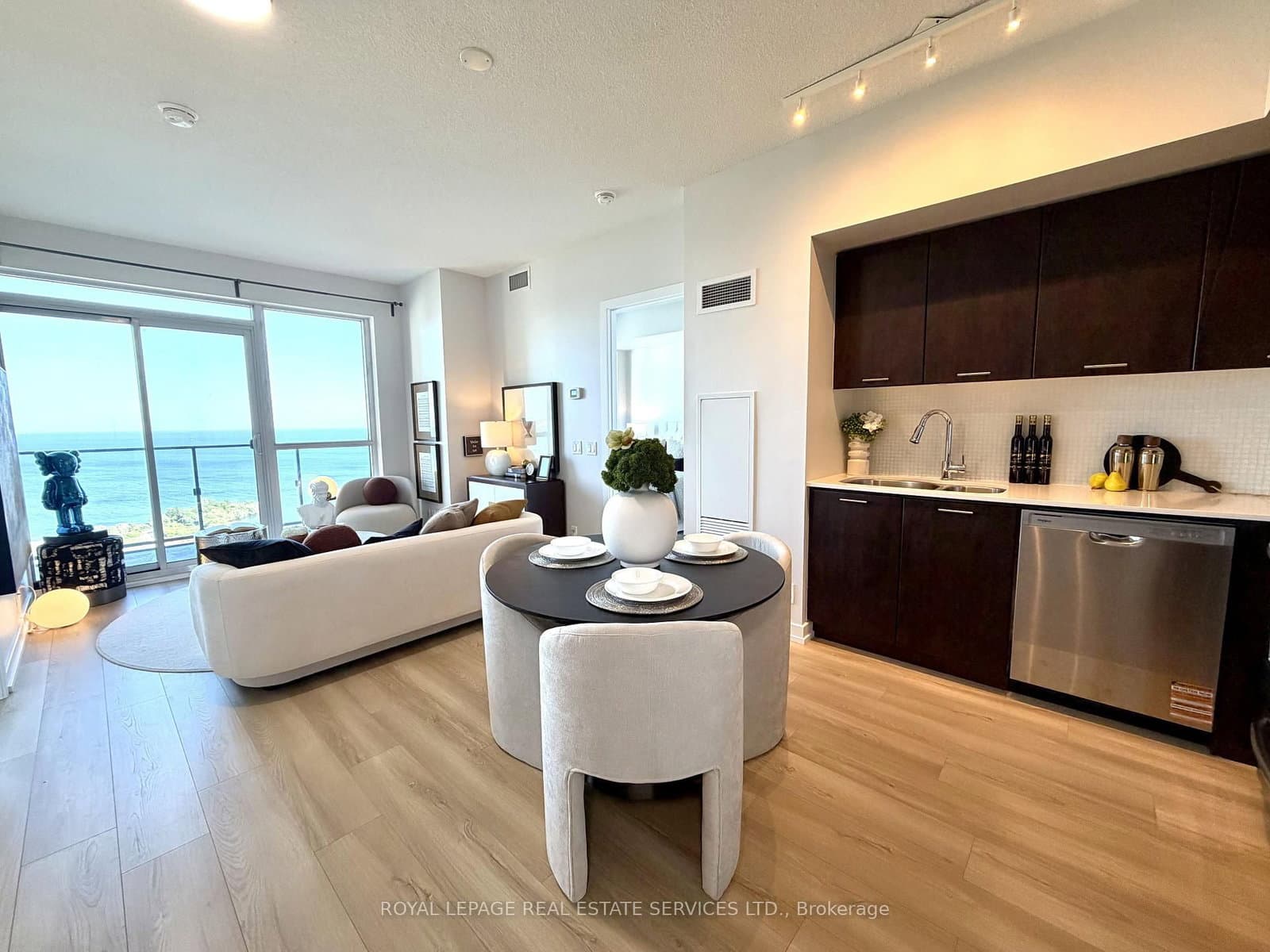 2200 Lake Shore Boulevard W, Unit 3310 - Image 3