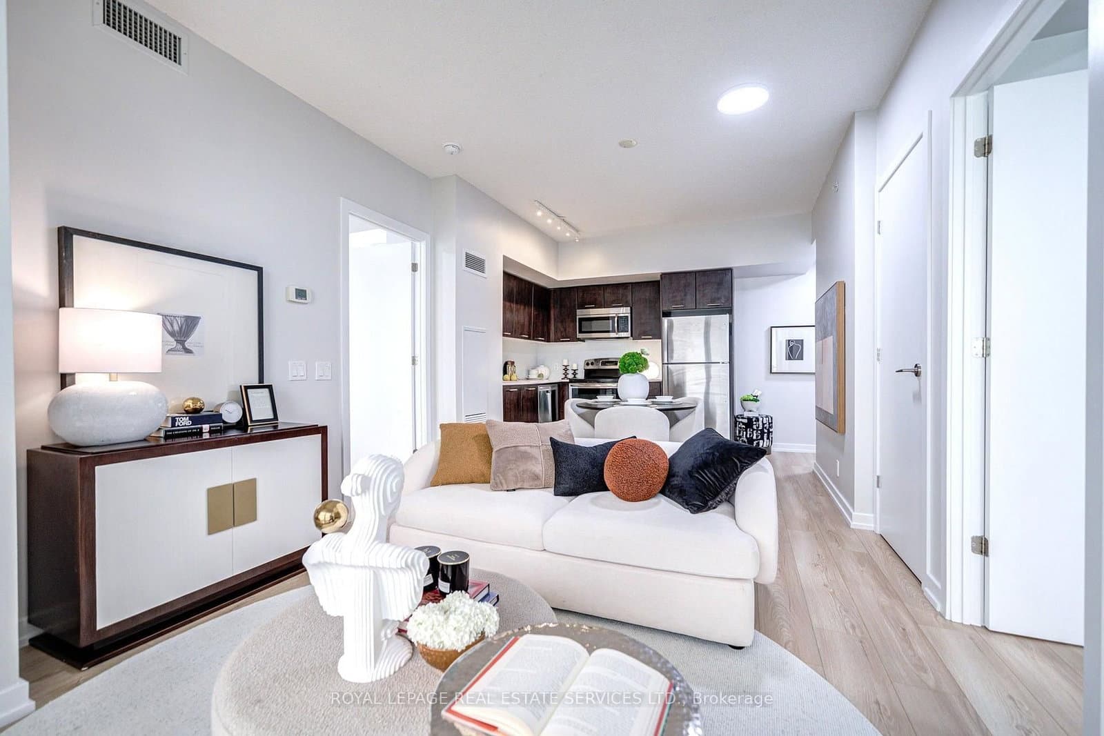 2200 Lake Shore Boulevard W, Unit 3310 - Image 6