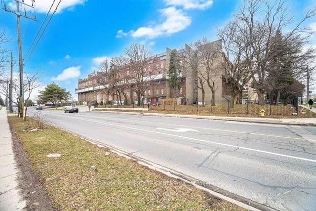 10 Eddystone Avenue, Unit 255 - Image 2