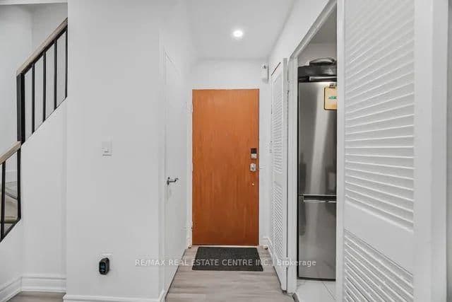 10 Eddystone Avenue, Unit 255 - Image 6