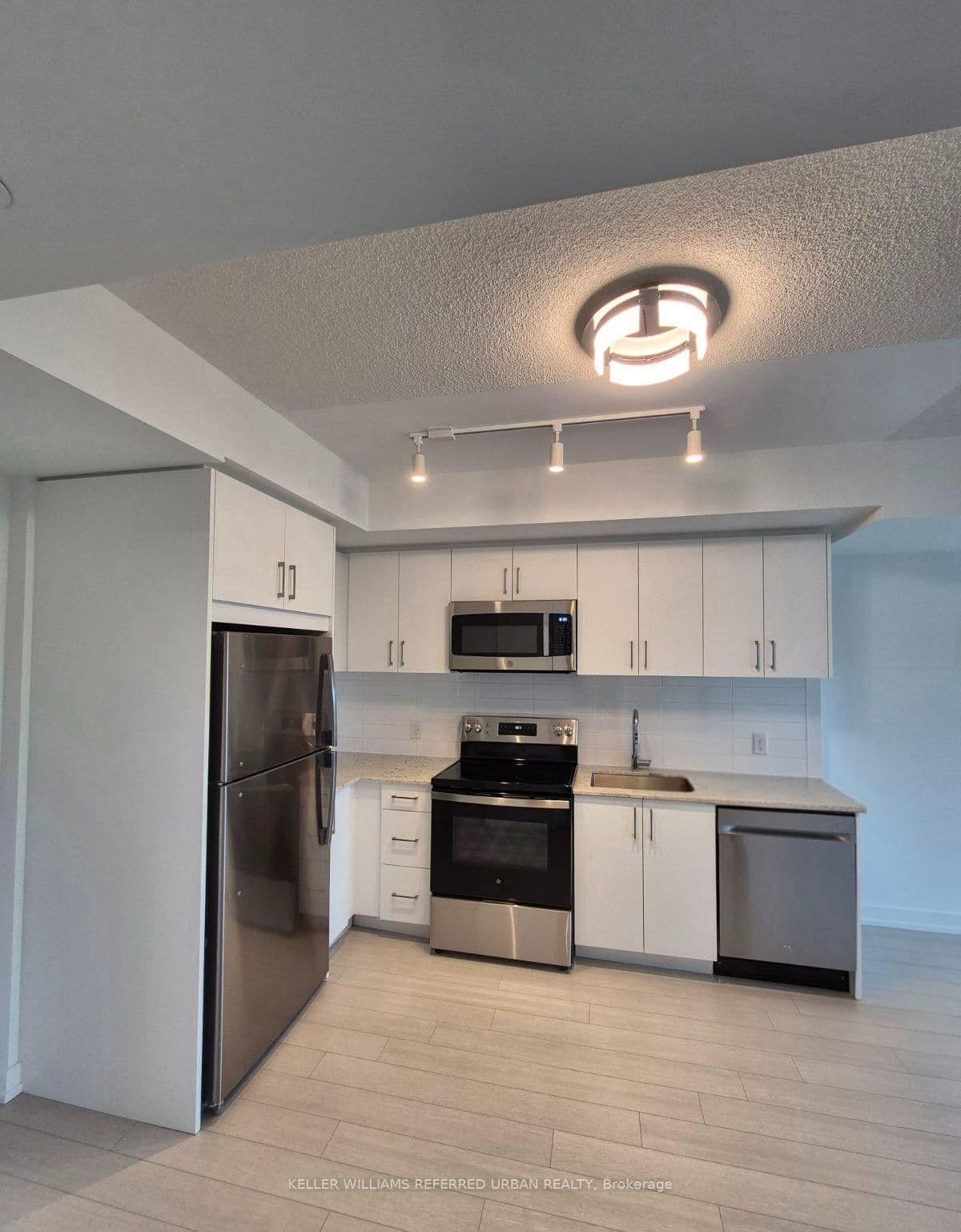4010 Eglinton Avenue W, Unit 1014 - Image 2