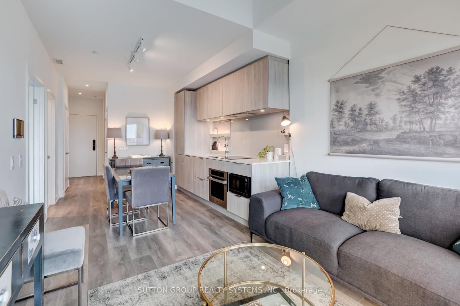 28 Ann Street, Unit 807 - Image 1
