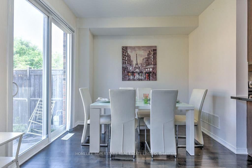 61 Utopia Way - Image 6