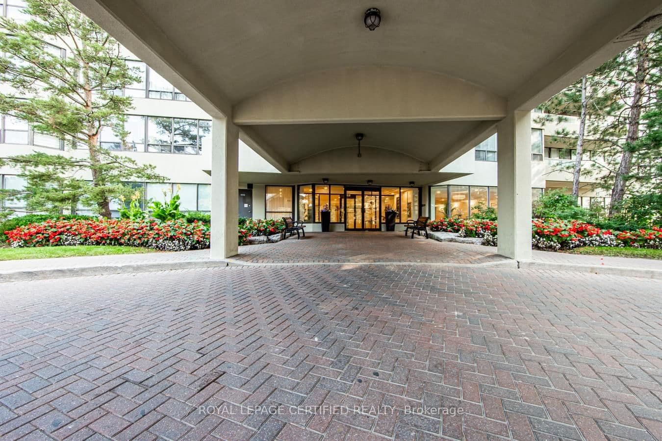 22 Hanover Road, Unit 2107 - Image 4