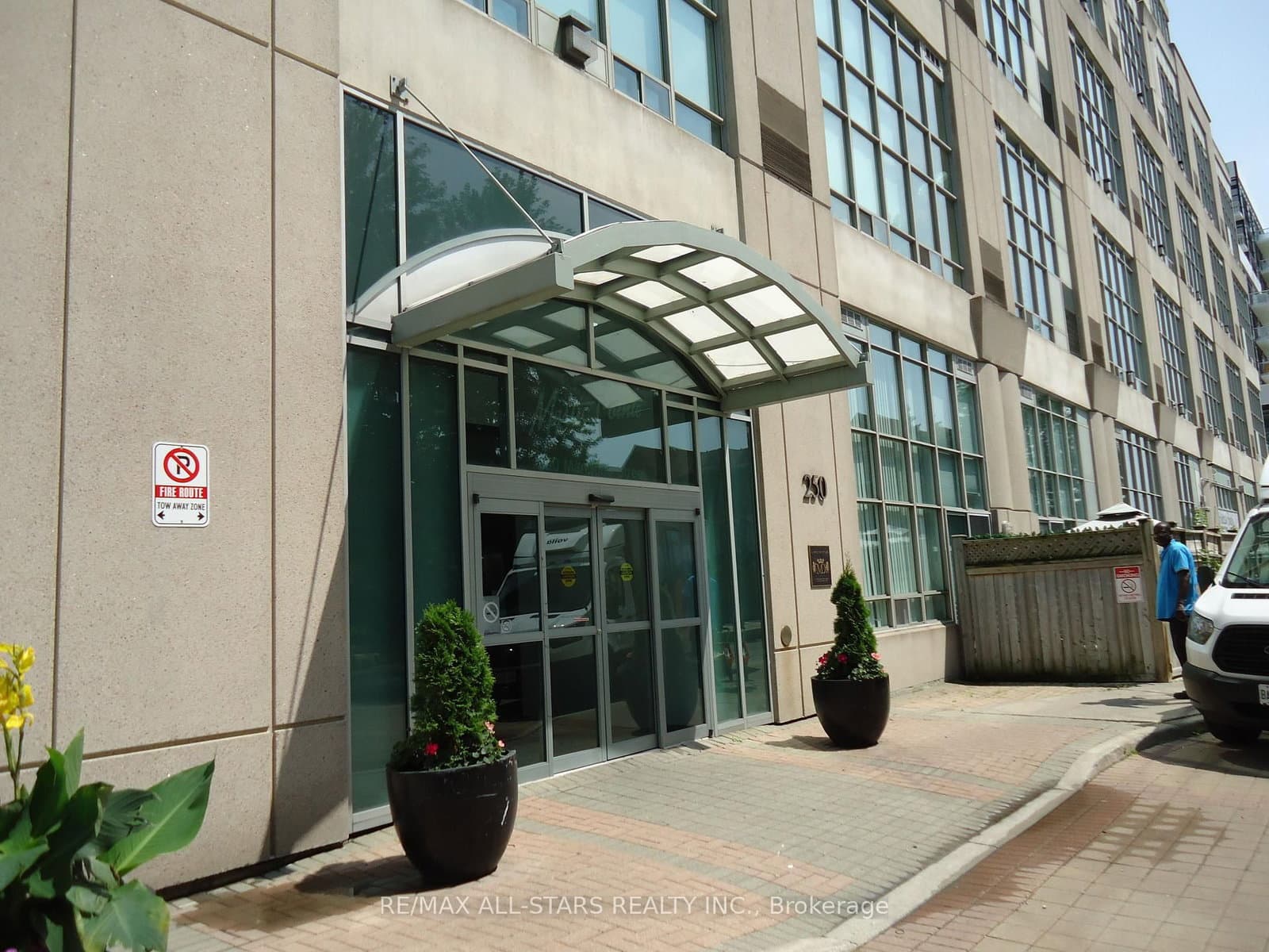 250 Manitoba Street, Unit 621 - Image 2