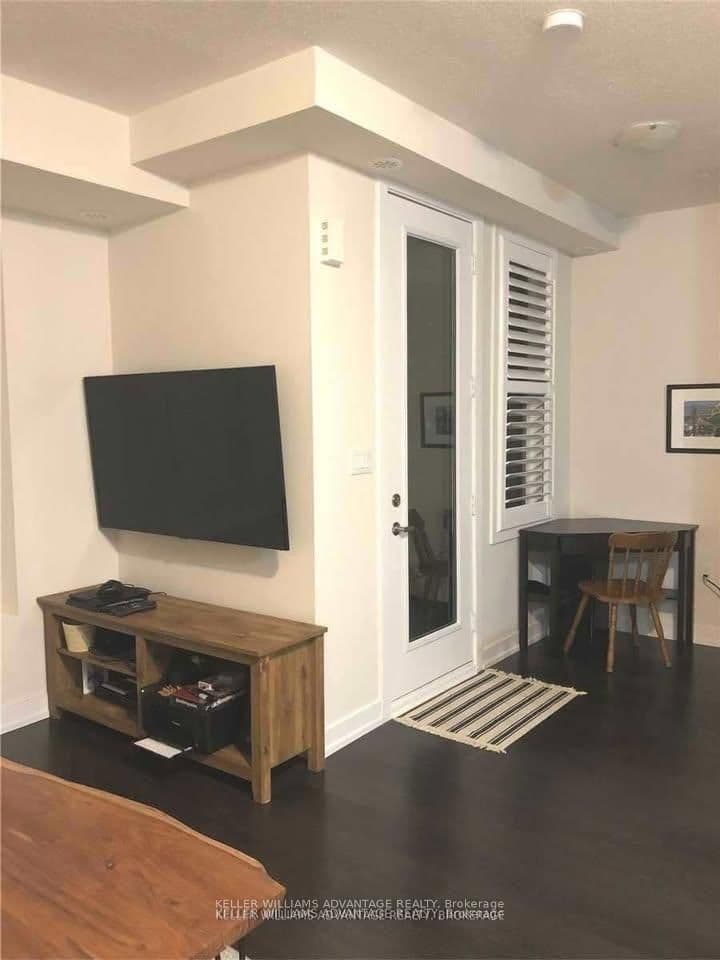 6 Drummond Street, Unit 319 - Image 2