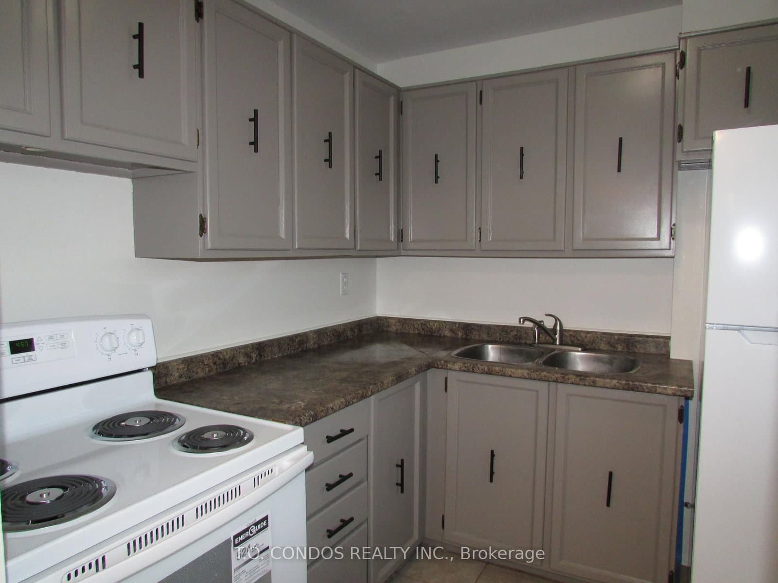 2001 Bonnymede Drive, Unit 213 - Image 4