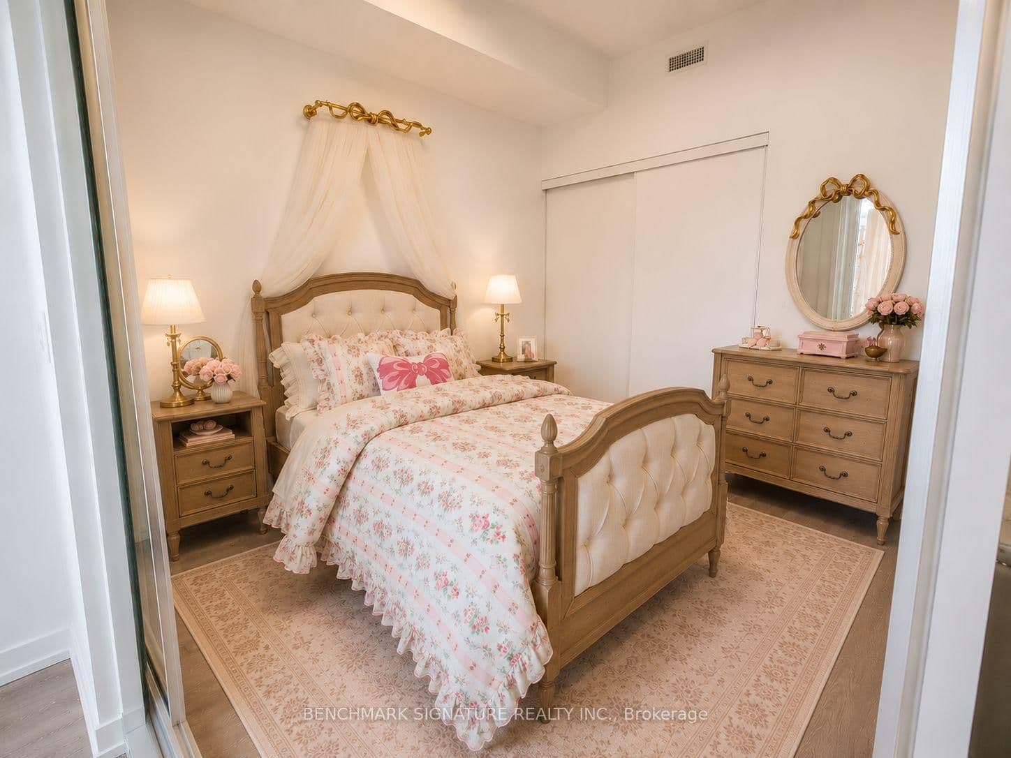 270 Dufferin Street, Unit lph18 - Image 3