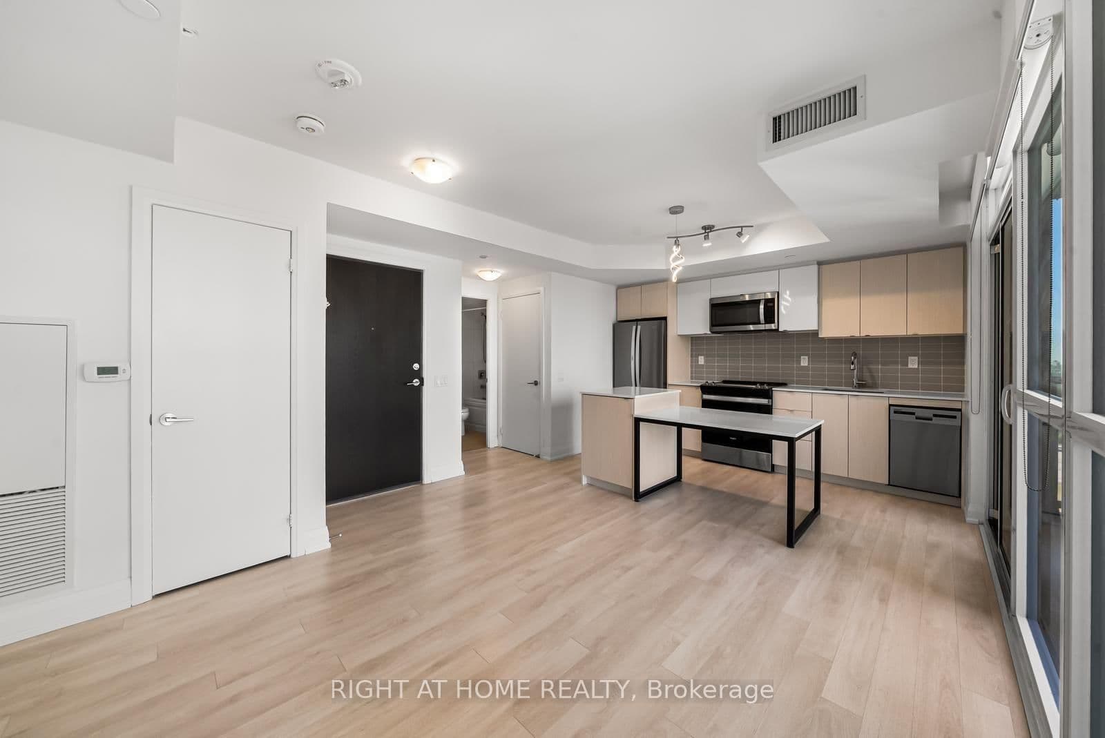 1461 Lawrence Avenue W, Unit 1511 - Image 2