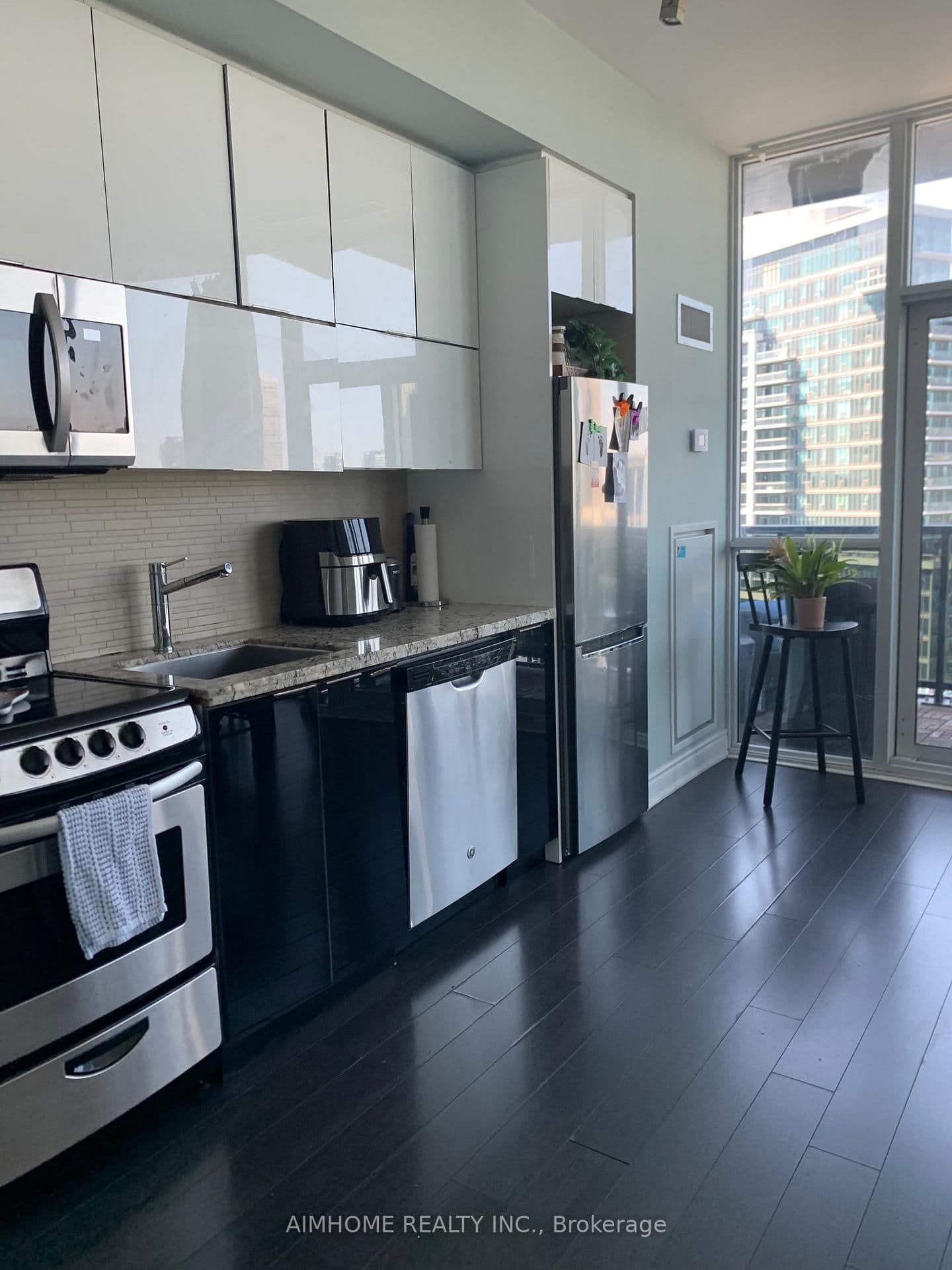80 Marine Parade Drive, Unit 1601 - Image 6