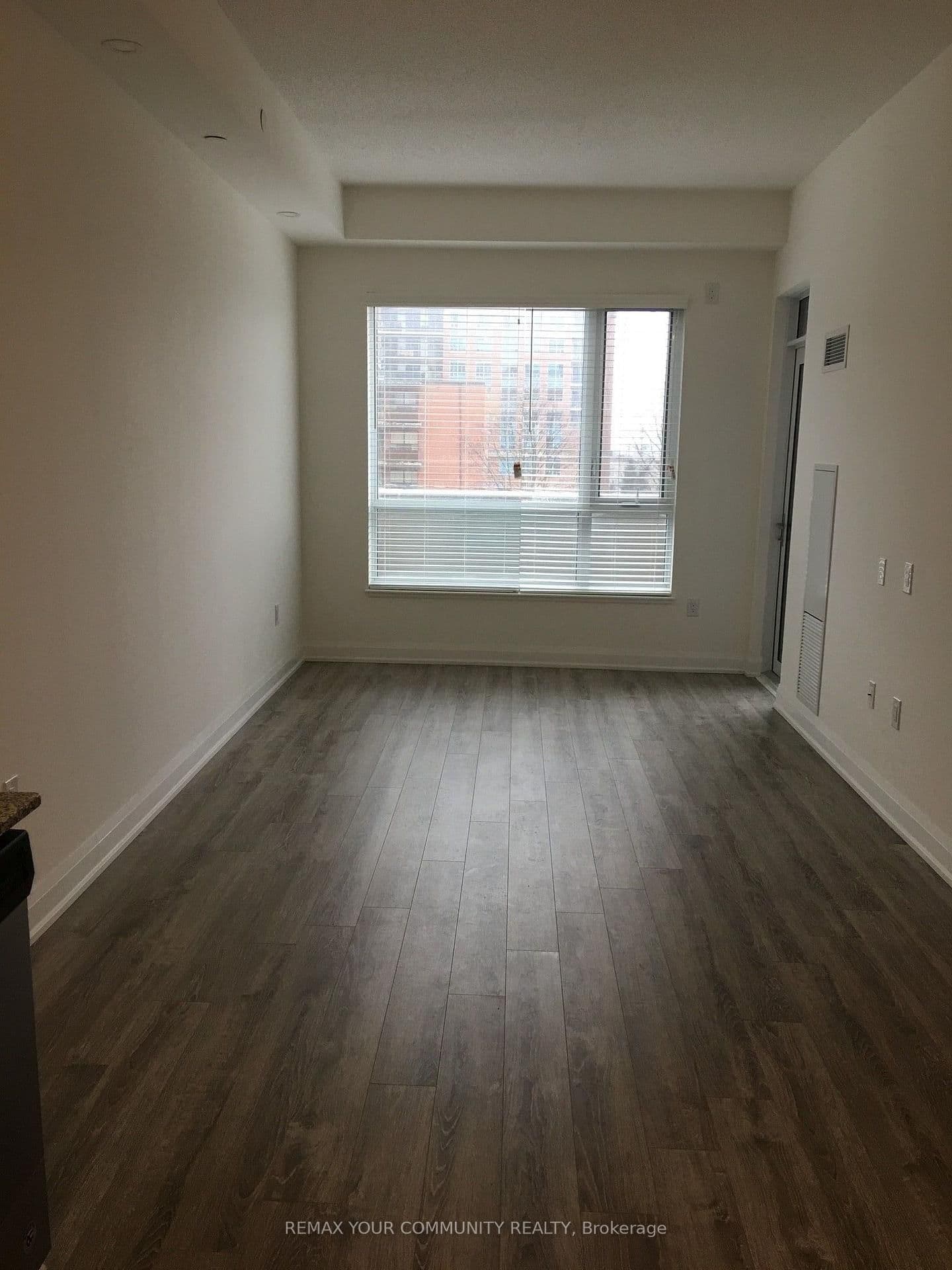 2800 Keele Street, Unit 216 - Image 5