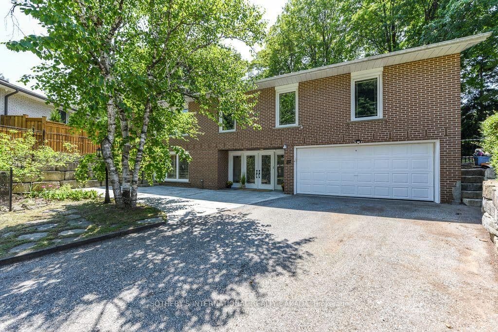 31 Queensborough Crescent - Image 3
