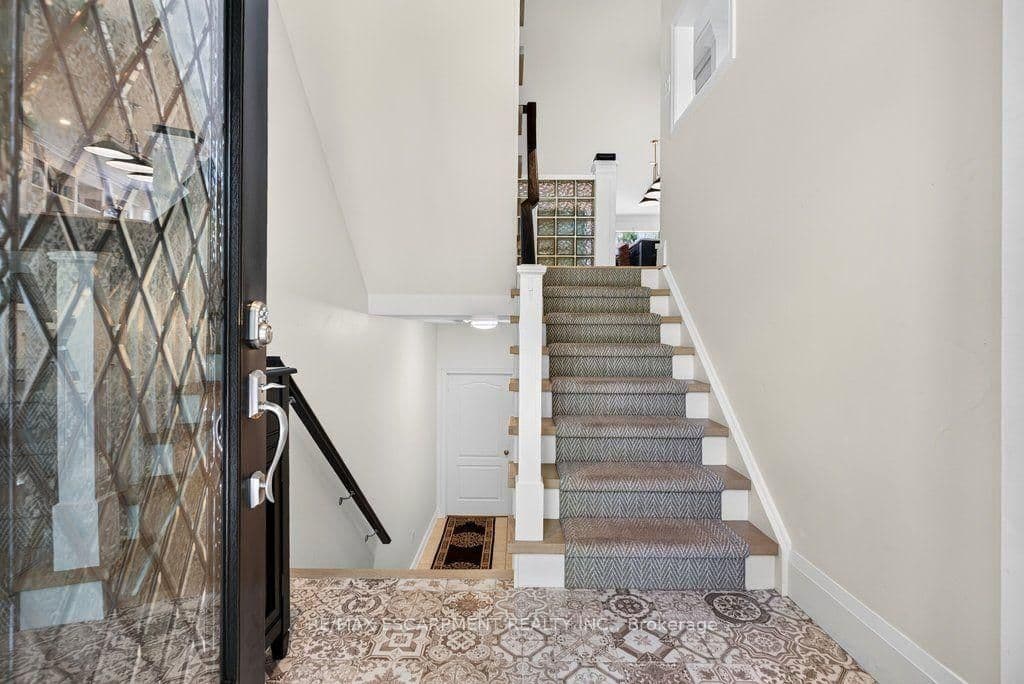 1335 Ontario Street, Unit 12 - Image 3