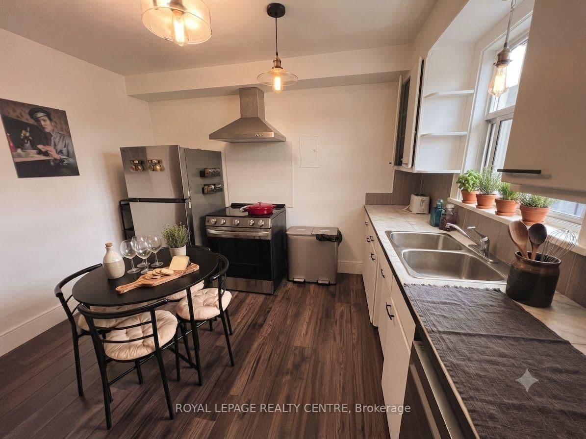 3351 Lakeshore Boulevard, Unit 1 - Image 5