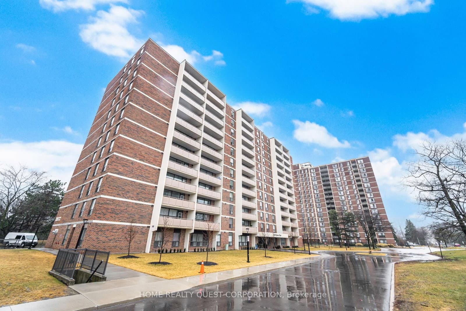 3120 Kirwin Avenue, Unit 605 - Image 1