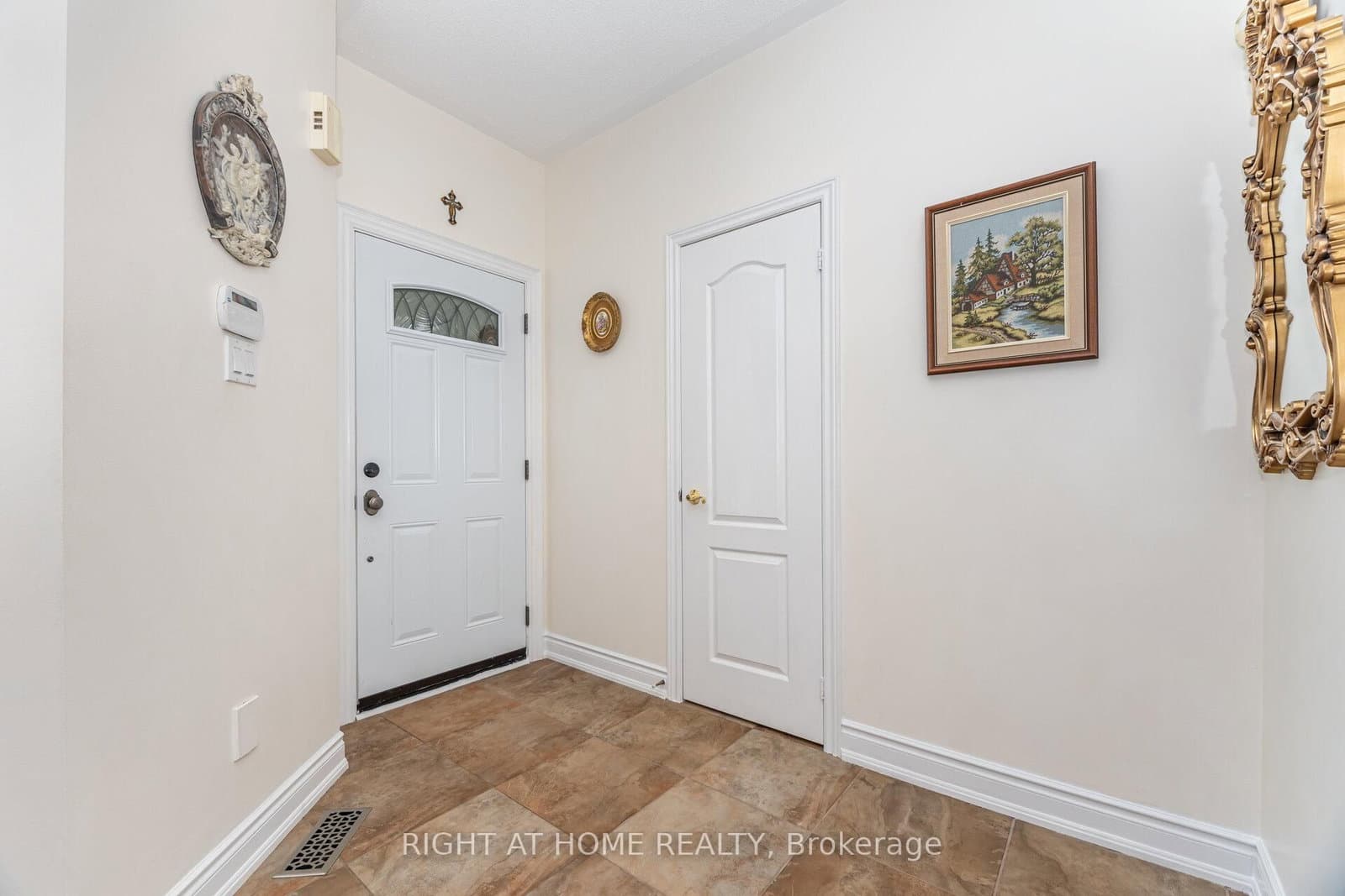 2 Melrose Gardens - Image 4