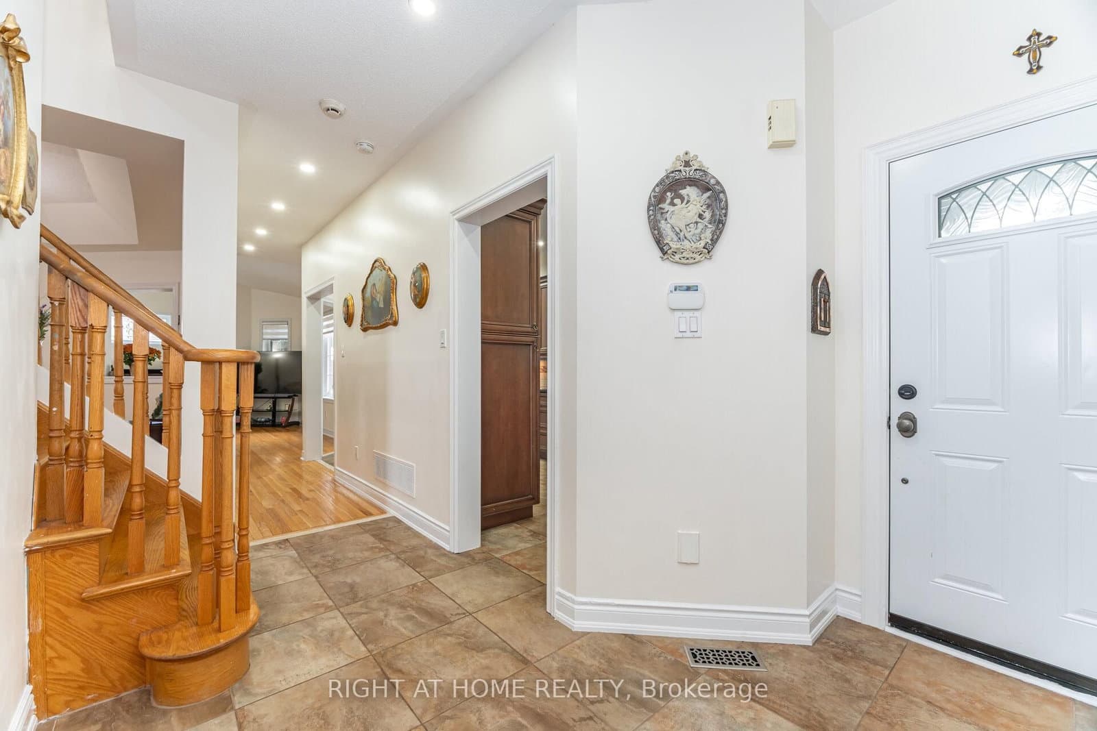 2 Melrose Gardens - Image 5