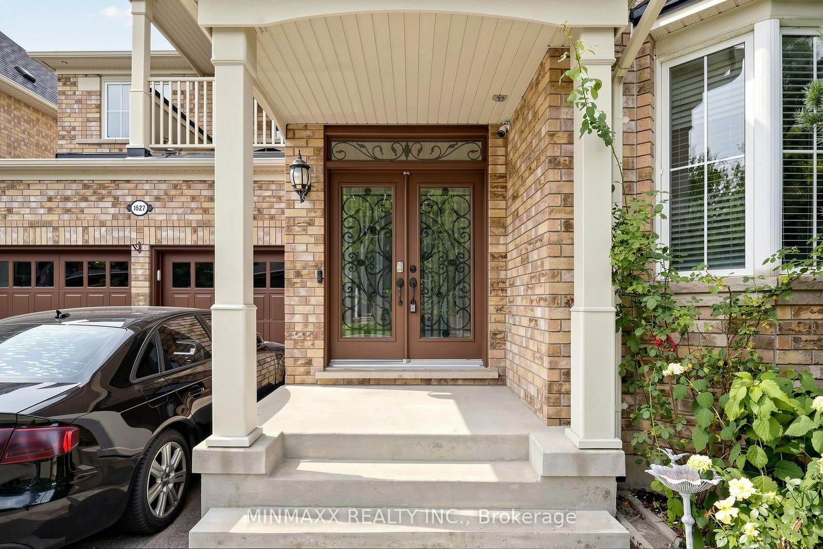 1527 Morse Place - Image 2