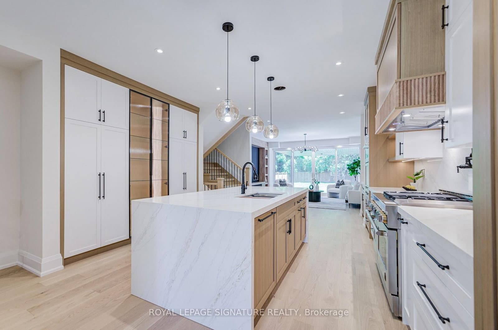 971 Filmandale Road - Image 5