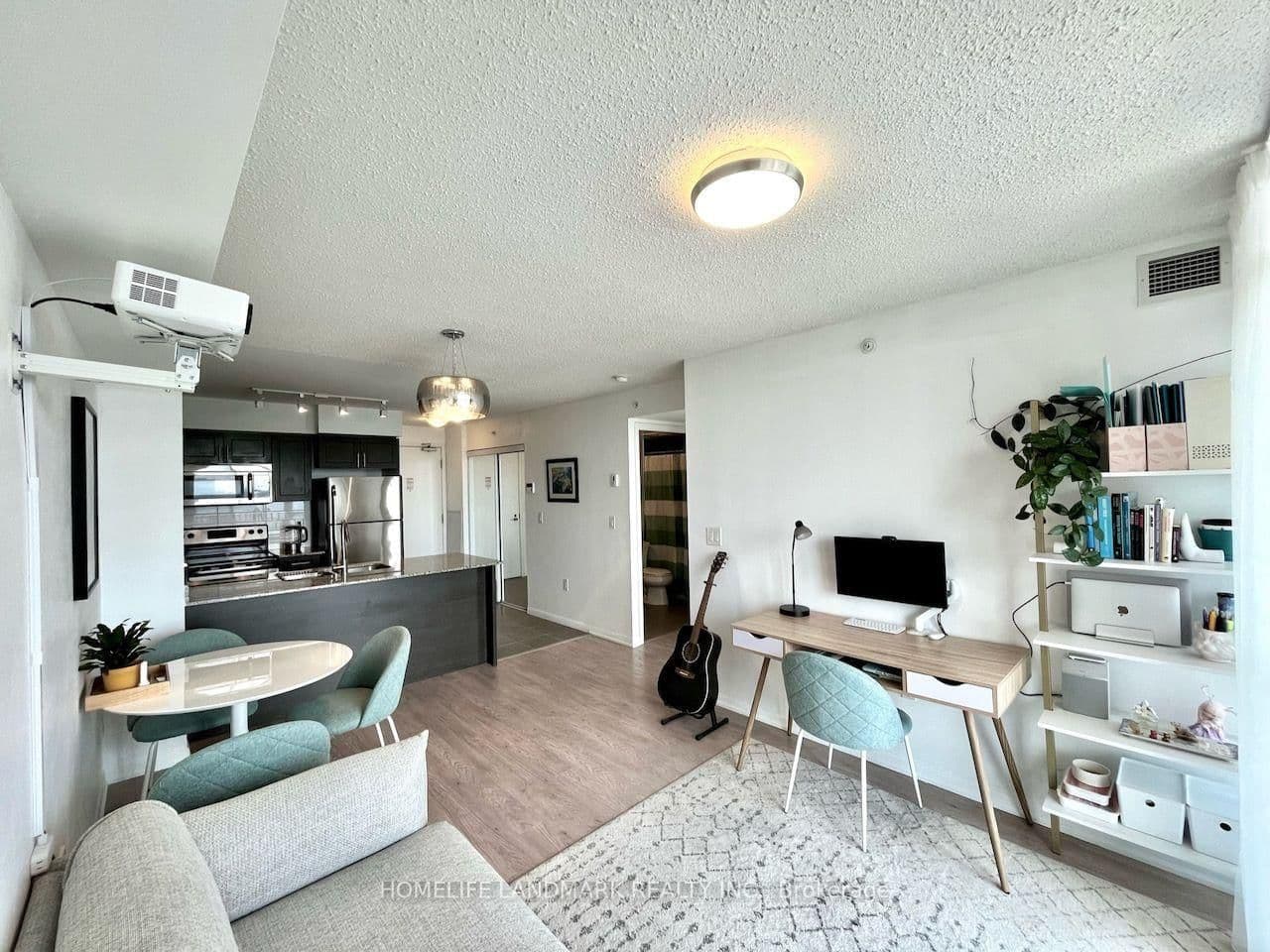 800 Lawrence Avenue W, Unit 915 - Image 5