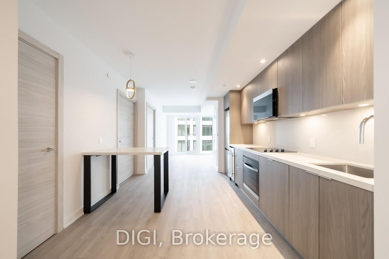 485 Perth Avenue, Unit E725 - Image 2