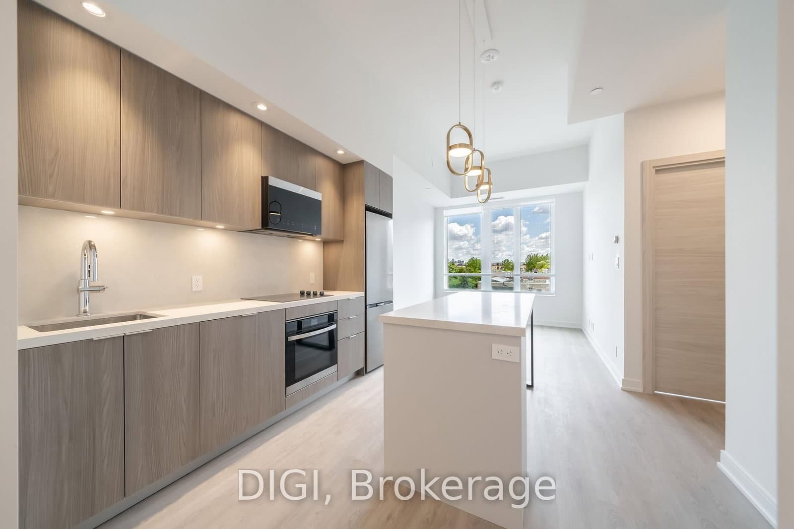 485 Perth Avenue, Unit E438 - Image 1