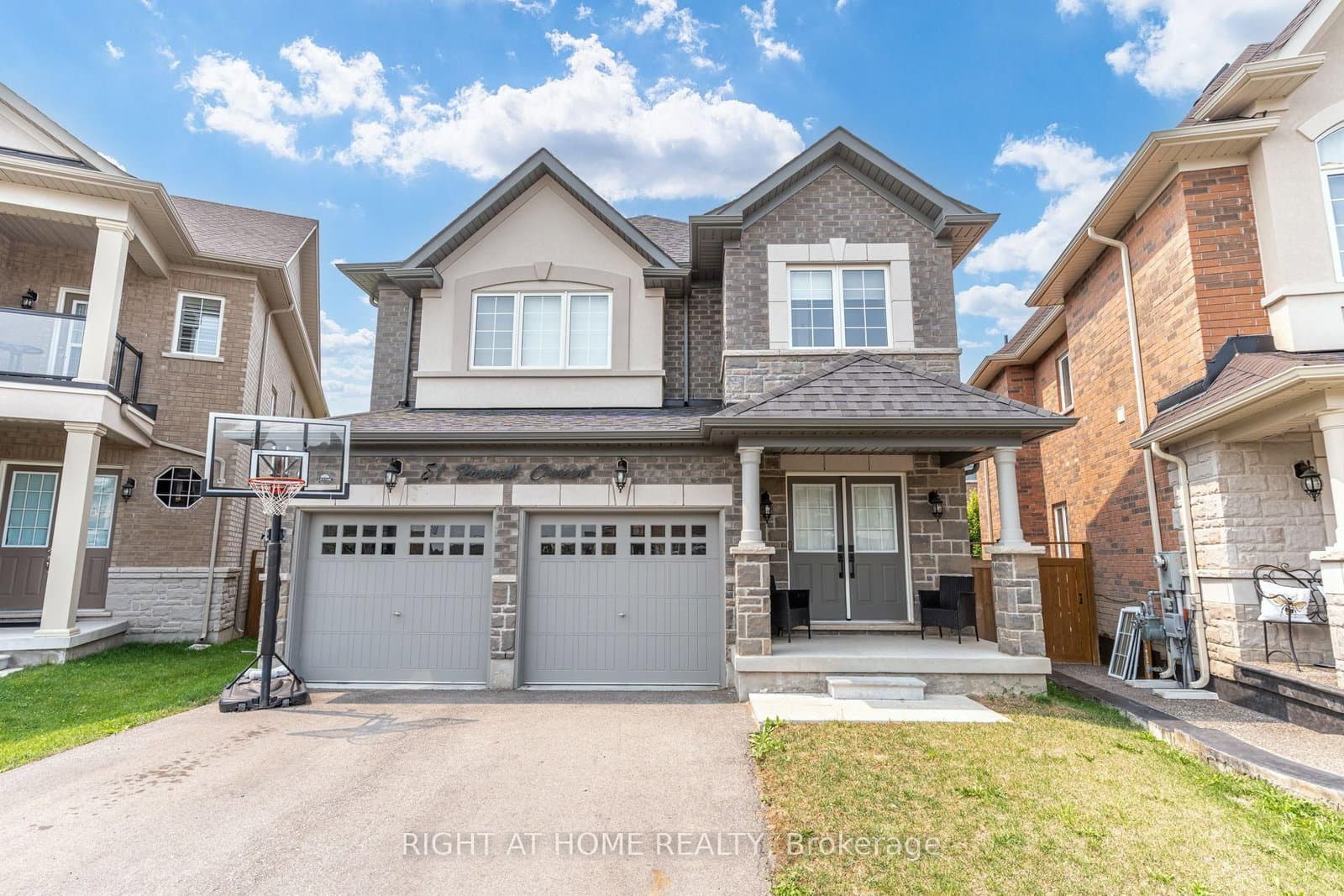 51 Rosewell Crescent - Image 1