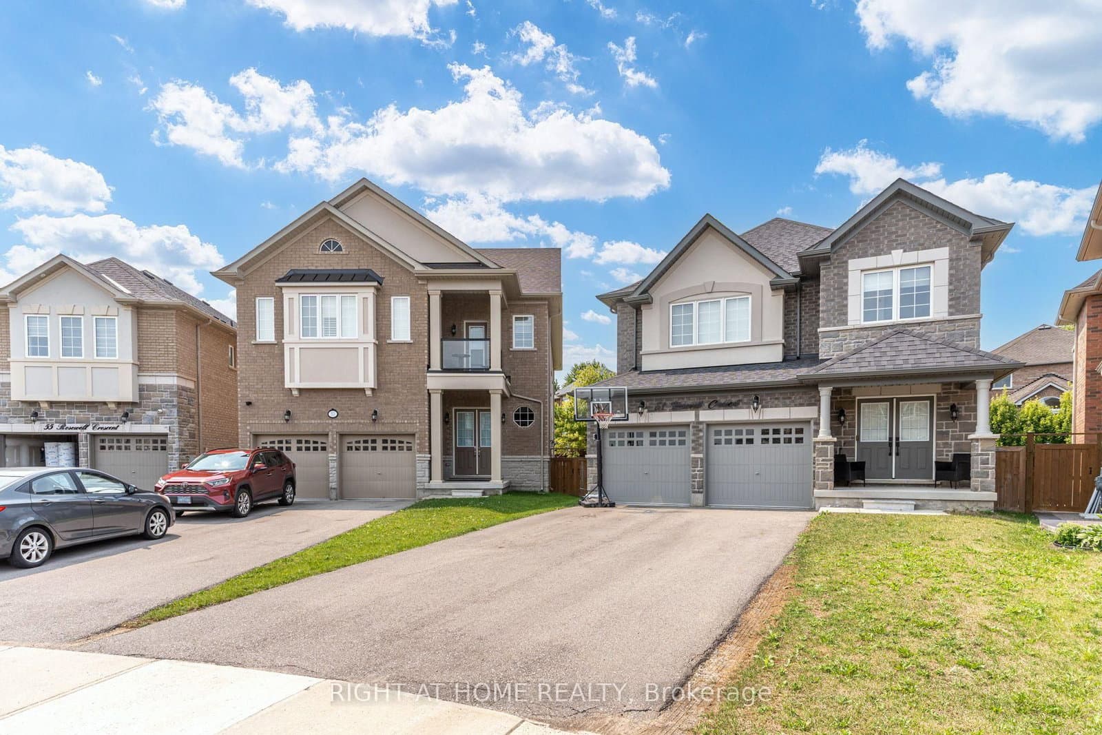51 Rosewell Crescent - Image 3