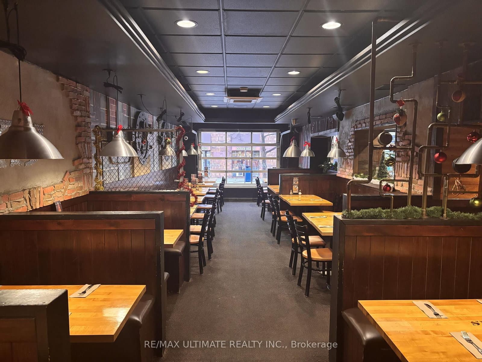 443 Brant Street - Image 2