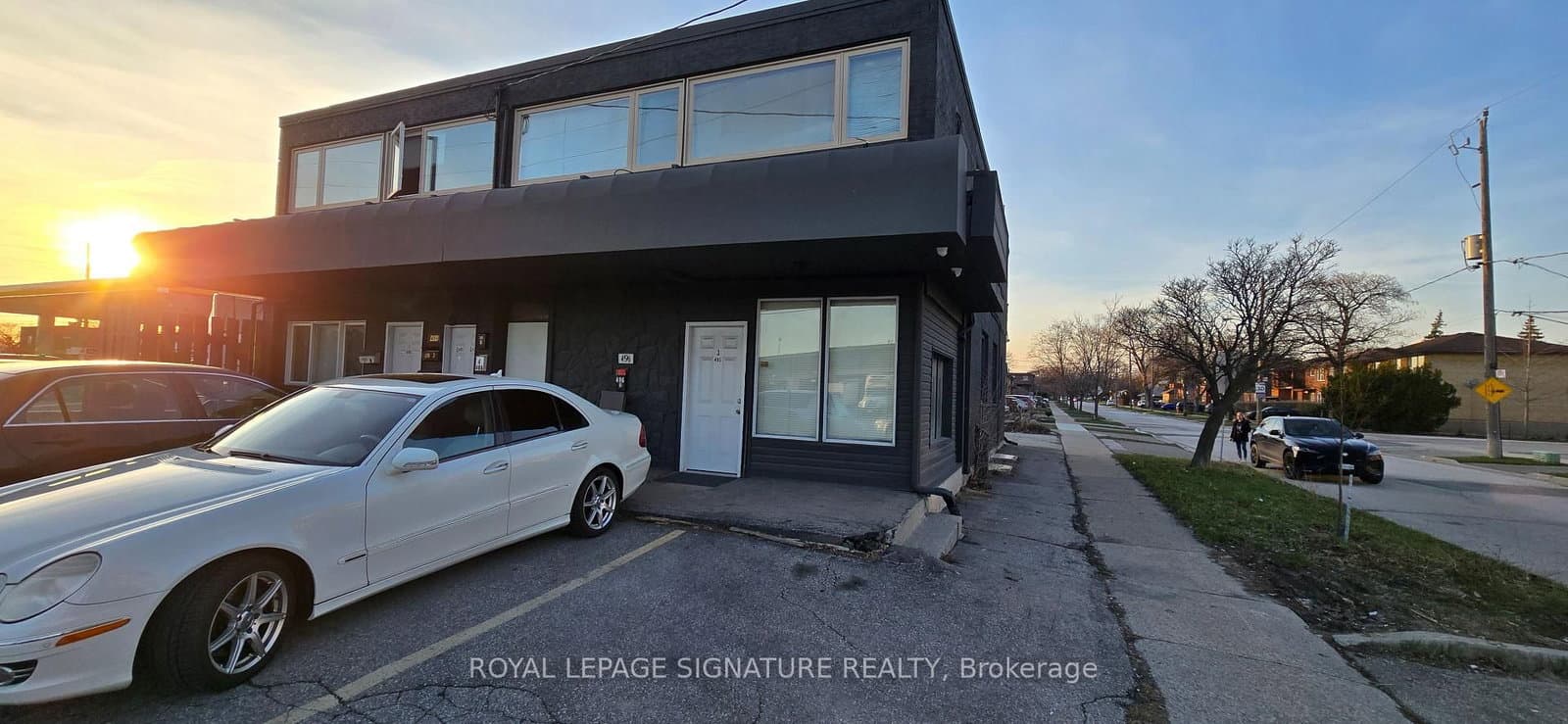 498 Horner Avenue, Unit L4 - Image 1