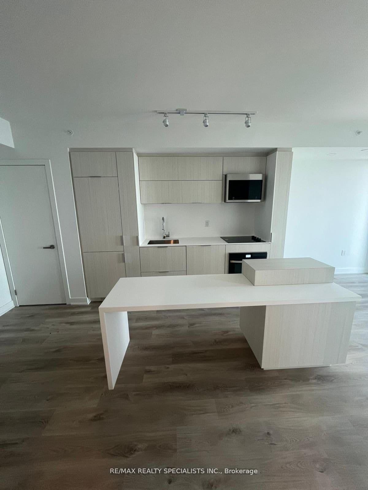 370 Martha Street S, Unit 1206 - Image 6