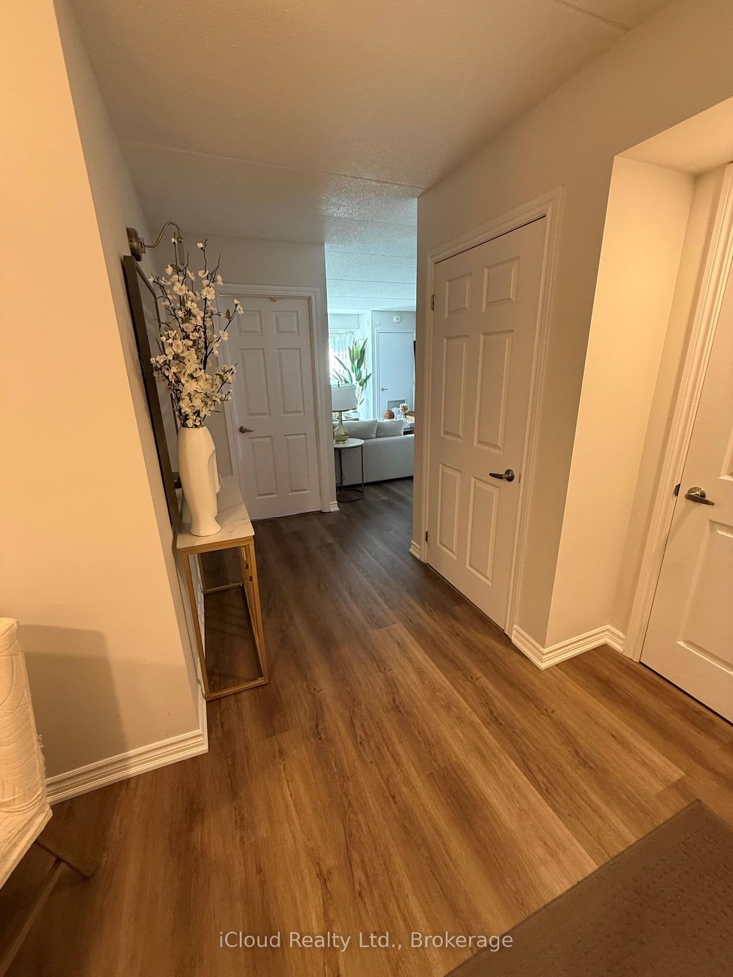 716 Main Street E, Unit 210 - Image 3