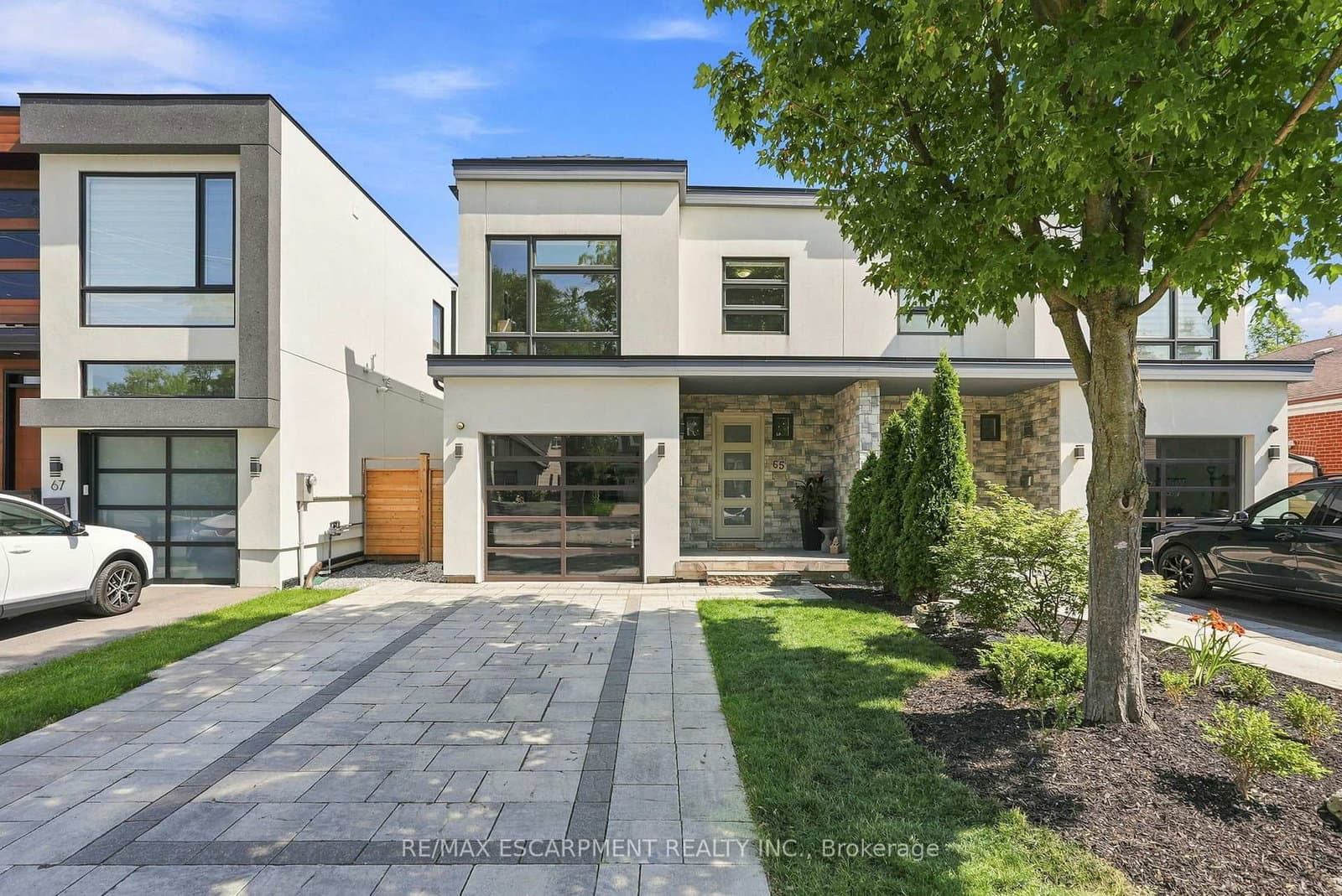 65 Forest Avenue - Image 2