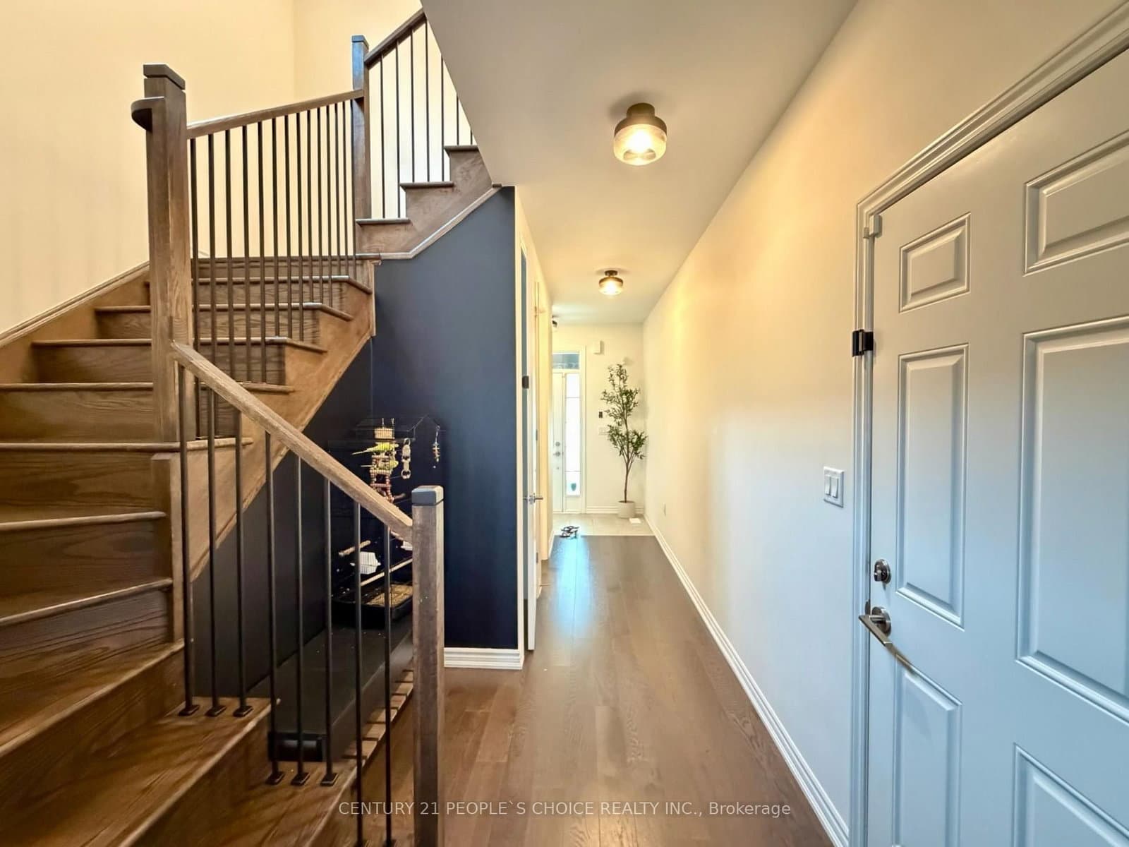 487 Bergamot Avenue - Image 6
