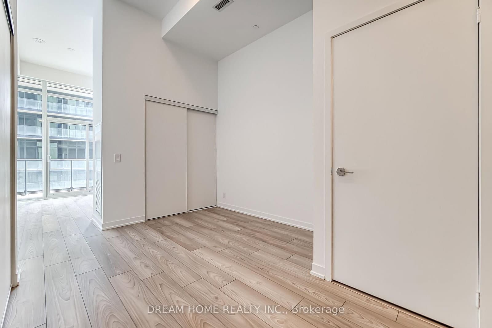 285 Dufferin Street, Unit 705 - Image 5