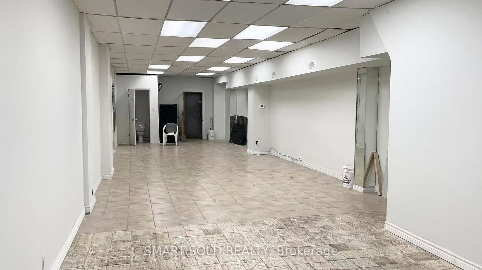 1590 Eglinton Avenue W, Unit Main Flr + Bsmt - Image 5
