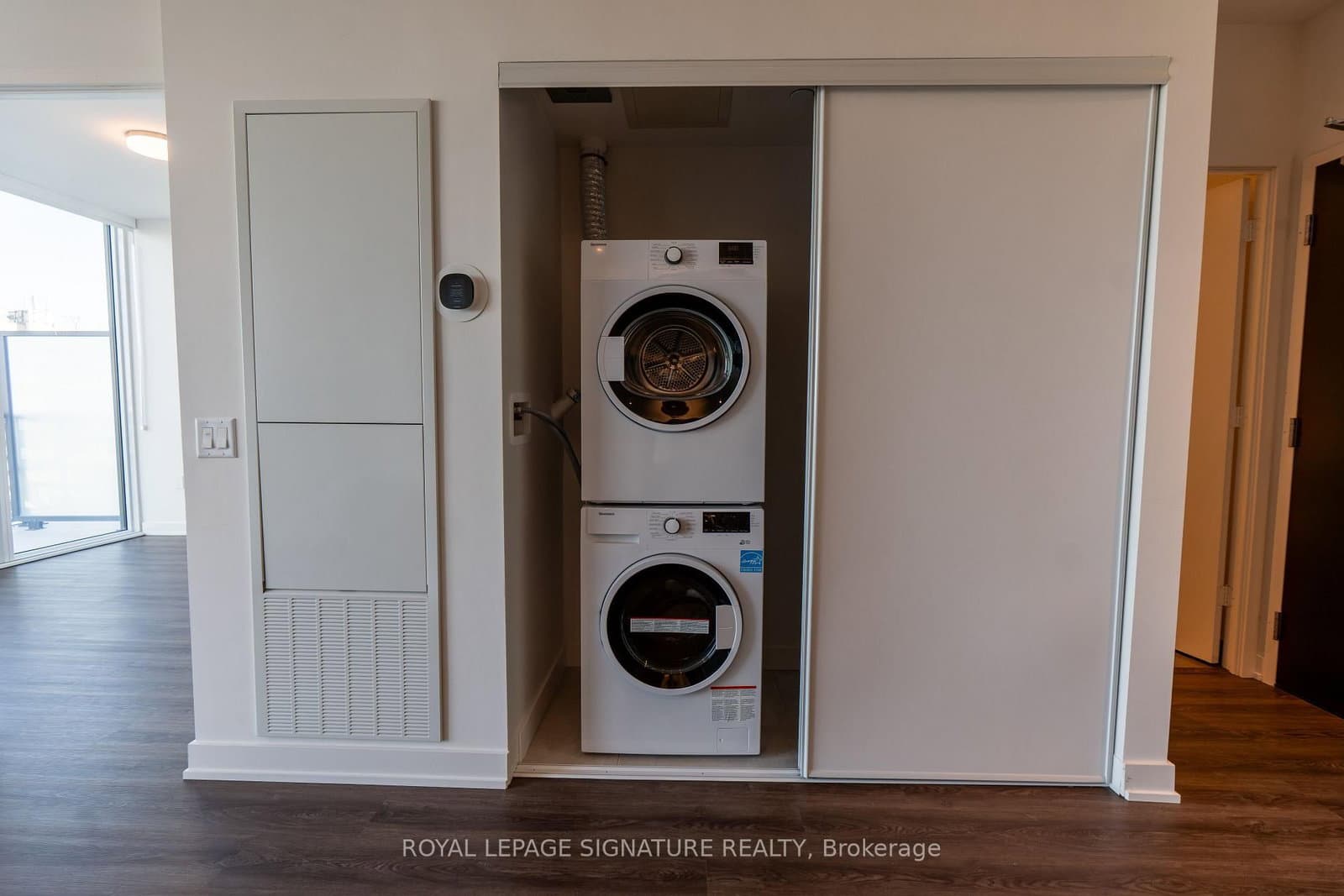 448 Burnhamthorpe Road W, Unit 612 - Image 4