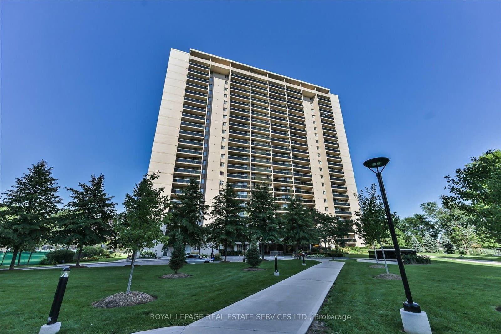 812 Burnhamthorpe Road, Unit 309 - Image 1